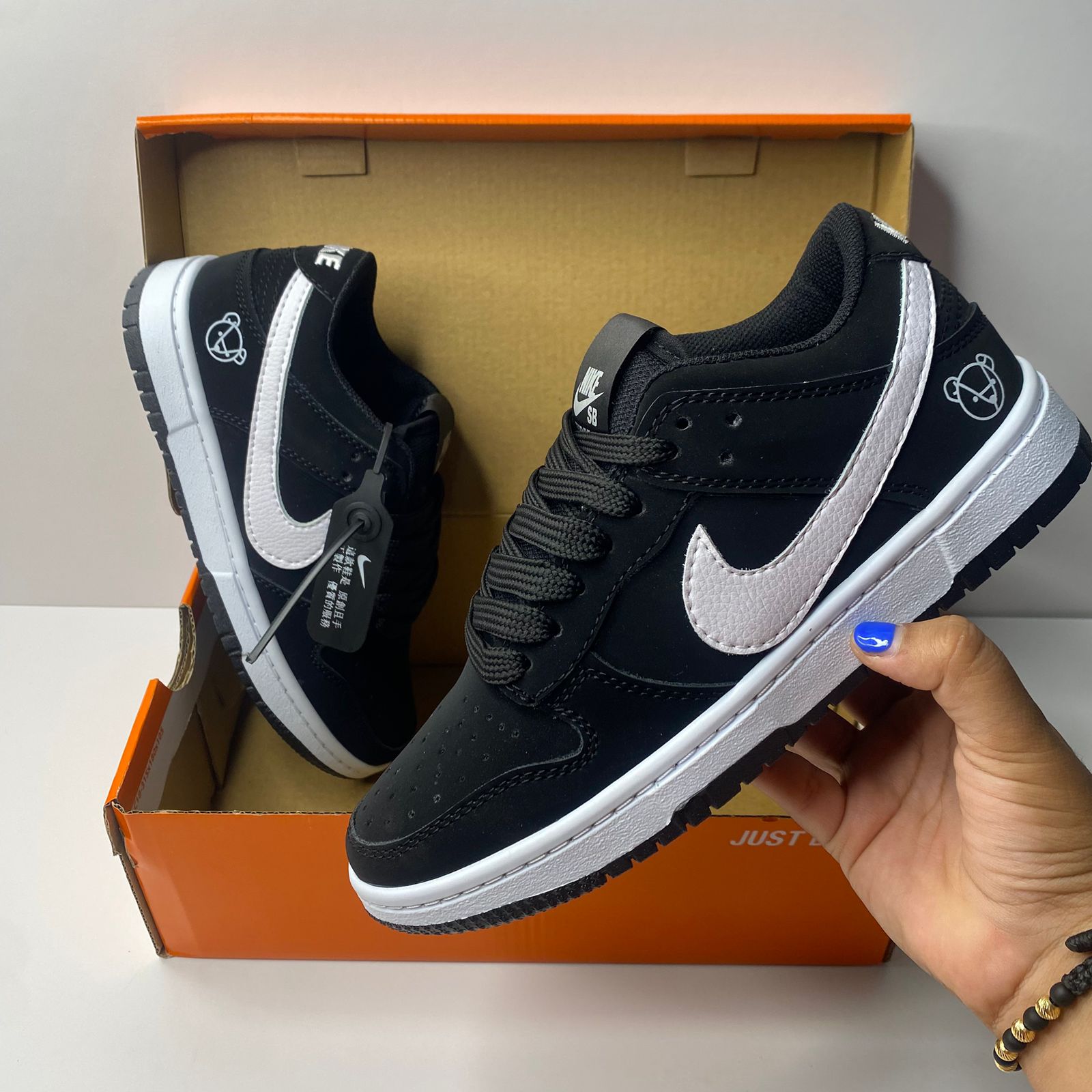 NIKE DUNK