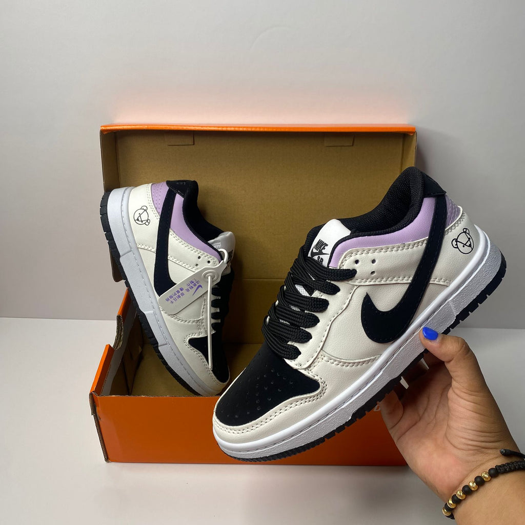 NIKE DUNK